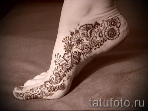 рисунок хной на ноге фото узоры - варианты временной тату хной от 05082016 3266 tatufoto.ru