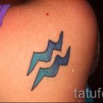 символ водолея тату - фото - пример готовой татуировки от 01082016 4072 tatufoto.ru