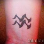 тату в виде водолея - фото - пример готовой татуировки от 01082016 3080 tatufoto.ru