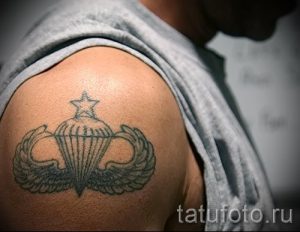 тату вдв на плече - фото пример татуировки 5197 tatufoto.ru