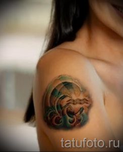 тату водолей - классное фото - пример готовой татуировки от 01082016 3083 tatufoto.ru