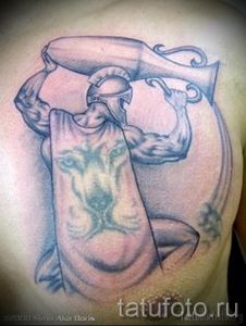 тату водолей надпись - фото - пример готовой татуировки от 01082016 4149 tatufoto.ru