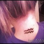 тату знак водолея на шее - фото - пример готовой татуировки от 01082016 4159 tatufoto.ru
