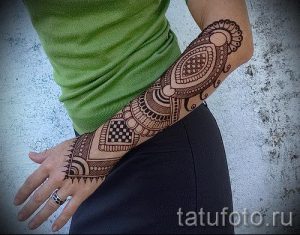тату мехенди на руке - фото временной тату хной 3478 tatufoto.ru
