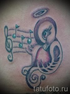 тату ноты и птицы - фото готовой татуировки от 02082016 4102 tatufoto.ru