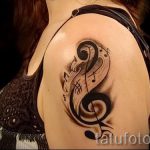 тату ноты и скрипичный ключ - фото готовой татуировки от 02082016 7109 tatufoto.ru