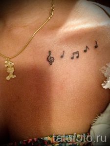 тату ноты маленькие - фото готовой татуировки от 02082016 3112 tatufoto.ru