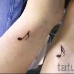тату ноты на запястье - фото готовой татуировки от 02082016 4118 tatufoto.ru