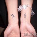 тату ноты на запястье - фото готовой татуировки от 02082016 8122 tatufoto.ru