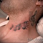 тату ноты на шее - фото готовой татуировки от 02082016 15186 tatufoto.ru