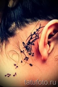 тату ноты на шее - фото готовой татуировки от 02082016 17188 tatufoto.ru