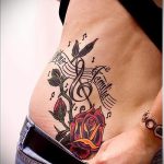 тату ноты розы - фото готовой татуировки от 02082016 4201 tatufoto.ru