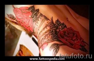 тату ноты розы - фото готовой татуировки от 02082016 5202 tatufoto.ru