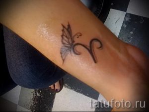 тату овен для девушек - фото готовой татуировки от 02082016 6075 tatufoto.ru