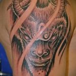 тату овен на руке - фото готовой татуировки от 02082016 5106 tatufoto.ru