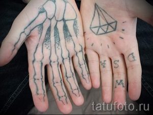 фото - крутые тату на пальцах - пример 4262 tatufoto.ru