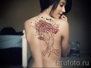 крутая женская тату на фото примере 1