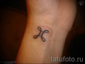 фото - тату для знака зодиака близнецы - вариант 1063 tatufoto.ru