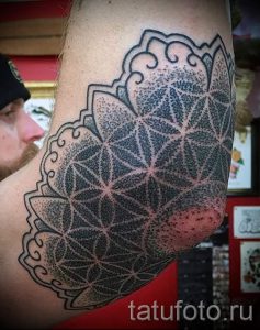 фото - тату крутые на локтях - пример 2439 tatufoto.ru