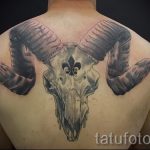 череп овен тату - фото готовой татуировки от 02082016 8132 tatufoto.ru