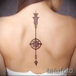 tatu-na-pozvonochnike-risunok-vdol-primer-foto-085-tatufoto-ru