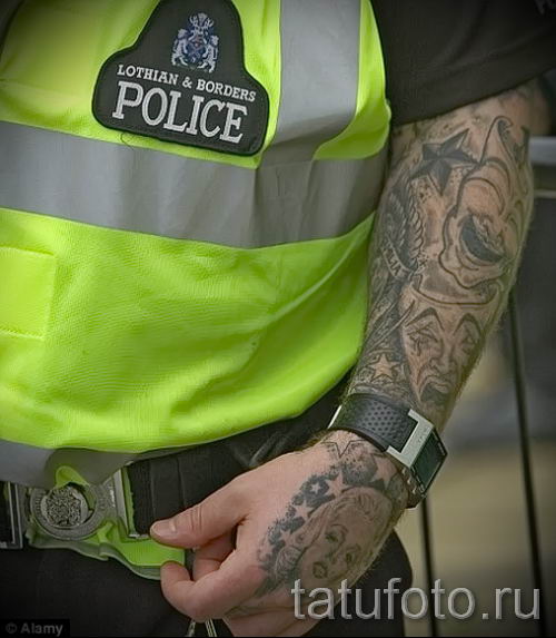 Английские полицейские добиваются отмены запрета тату на открытых участках тела