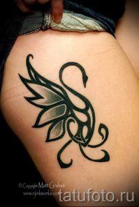 black-swan-tatouage-un-exemple-du-tatouage-fini-1001-tatufoto-ru