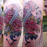 Tattoo-Pistole mit Rosen - ein Foto des fertigen Tätowierung 01092016 1060 tatufoto.ru