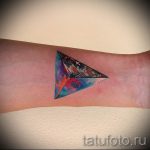 Tattoo-Raum Dreieck - Fotos des fertigen Tätowierung 1034 tatufoto.ru