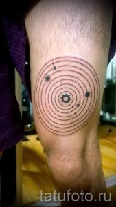 Tattoo-Raum Minimalismus - ein Foto des fertigen Tätowierung 2036 tatufoto.ru