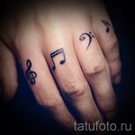 einfache Tätowierung auf der Hand - Foto Beispiel des fertigen Tätowierung 02092016 2014 tatufoto.ru