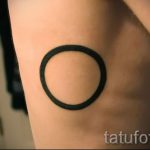 einfache schwarze Tattoo - ein Foto des fertigen Tätowierung 02092016 1010 tatufoto.ru