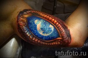 espace tatouage style - une photo du tatouage fini 1006 tatufoto.ru