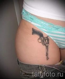 pistolet de tatouage sur sa jambe - une photo du tatouage fini 01092016 1020 tatufoto.ru