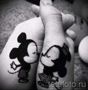 simple, tatouage sur son poignet - une photo du tatouage fini 02092016 1114 tatufoto.ru