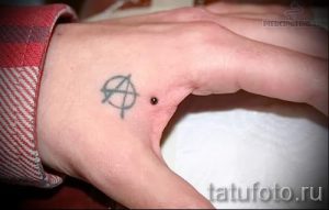 simple tattoo on the hand - a photo of the finished tattoo 02092016 2087 tatufoto.ru
