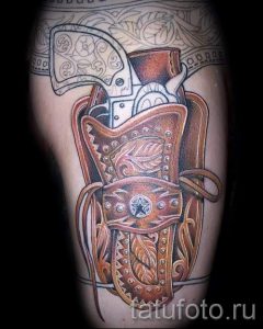 tattoo gun on his leg - a photo of the finished tattoo 01092016 2046 tatufoto.ru