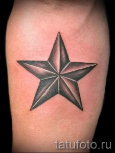 Тату Звезда фото - мужские тату на удачу и богатство 2083 tatufoto.ru