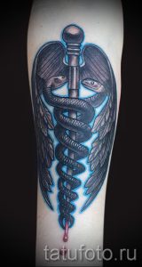 Тату Кадуцей фото - амулет удачи тату 2160 tatufoto.ru