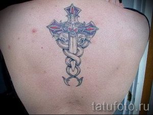 Тату Кадуцей фото - тату символизирующие счастье и удачу 3203 tatufoto.ru