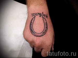 Тату Подкова фото - тату на удачу богатство 5218 tatufoto.ru