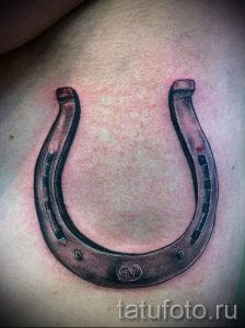 Тату Подкова фото - тату на удачу богатство и счастье фото 4225 tatufoto.ru