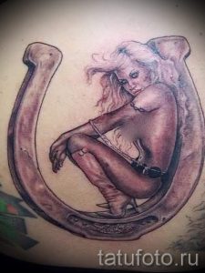 Тату Подкова фото - тату на удачу в играх 8250 tatufoto.ru