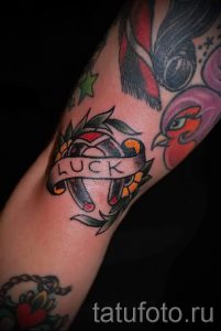 Тату Подкова фото - тату на удачу в спорте 1259 tatufoto.ru