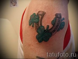 Тату Подкова фото - тату на удачу в спорте 8266 tatufoto.ru
