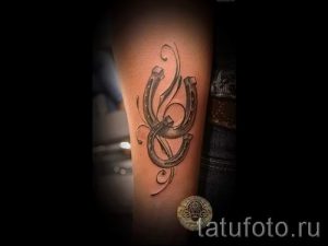 Тату Подкова фото - тату на удачу любовь 5287 tatufoto.ru