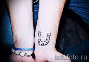 Тату Подкова фото - тату на удачу счастье и любовь 1299 tatufoto.ru