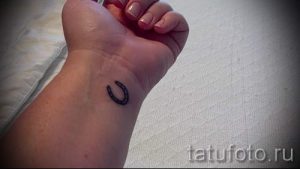 Тату Подкова фото - тату на удачу счастье и любовь 5303 tatufoto.ru