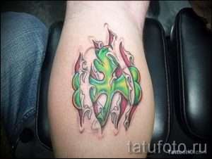 Тату Четырехлистный клевер фото - знак удачи тату для девушек 2386 tatufoto.ru