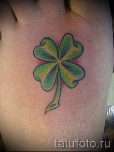 Тату Четырехлистный клевер фото - тату на благополучие и удачу 8416 tatufoto.ru